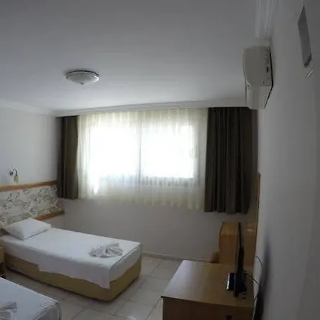 Gun Ay Otel