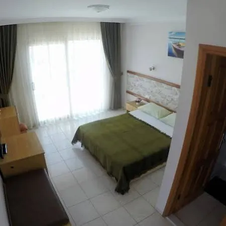 Gun Ay Otel