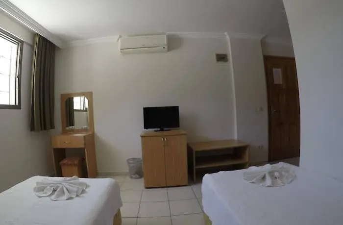 Gun Ay 3* غومْبيت